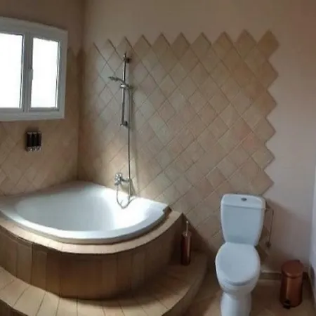 Nefeli - Salt Lake View Appartement *